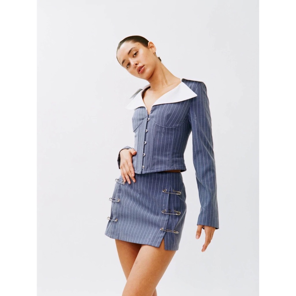 ✨Sold✨With Jean Safety Mini Skirt Pin Me Blue Pinstripe Print S - Picture 2 of 5